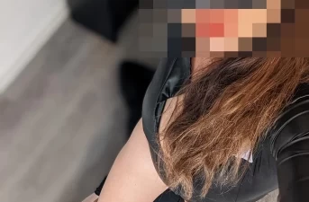 Dominatrice tortureuse de couilles pour jeux de chasteté en Haute-Saône