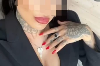 Rencontre ballbusting avec une dominatrice autoritaire de Paris