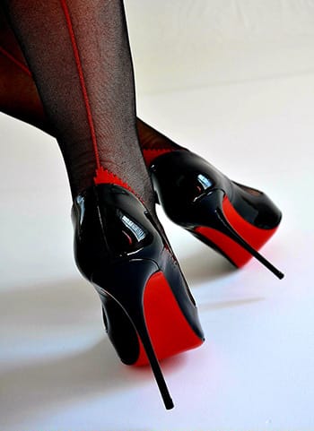 fétichiste chaussures escarpins